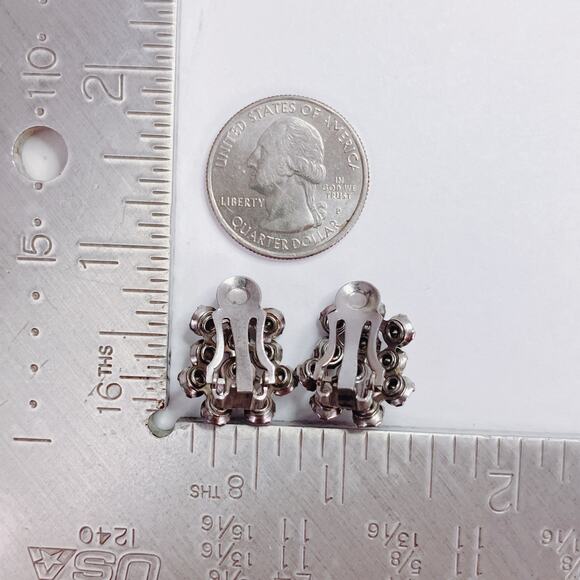 VTG 1950s Rhinestone Cluster Clip-On Earrings, Mid-Century Sparkle, Silver Tone - Picture 10 of 12
